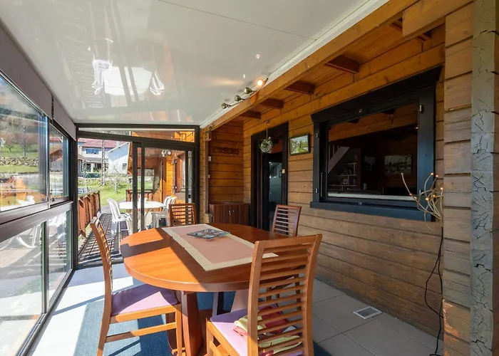 De Monique Le Val-d'Ajol